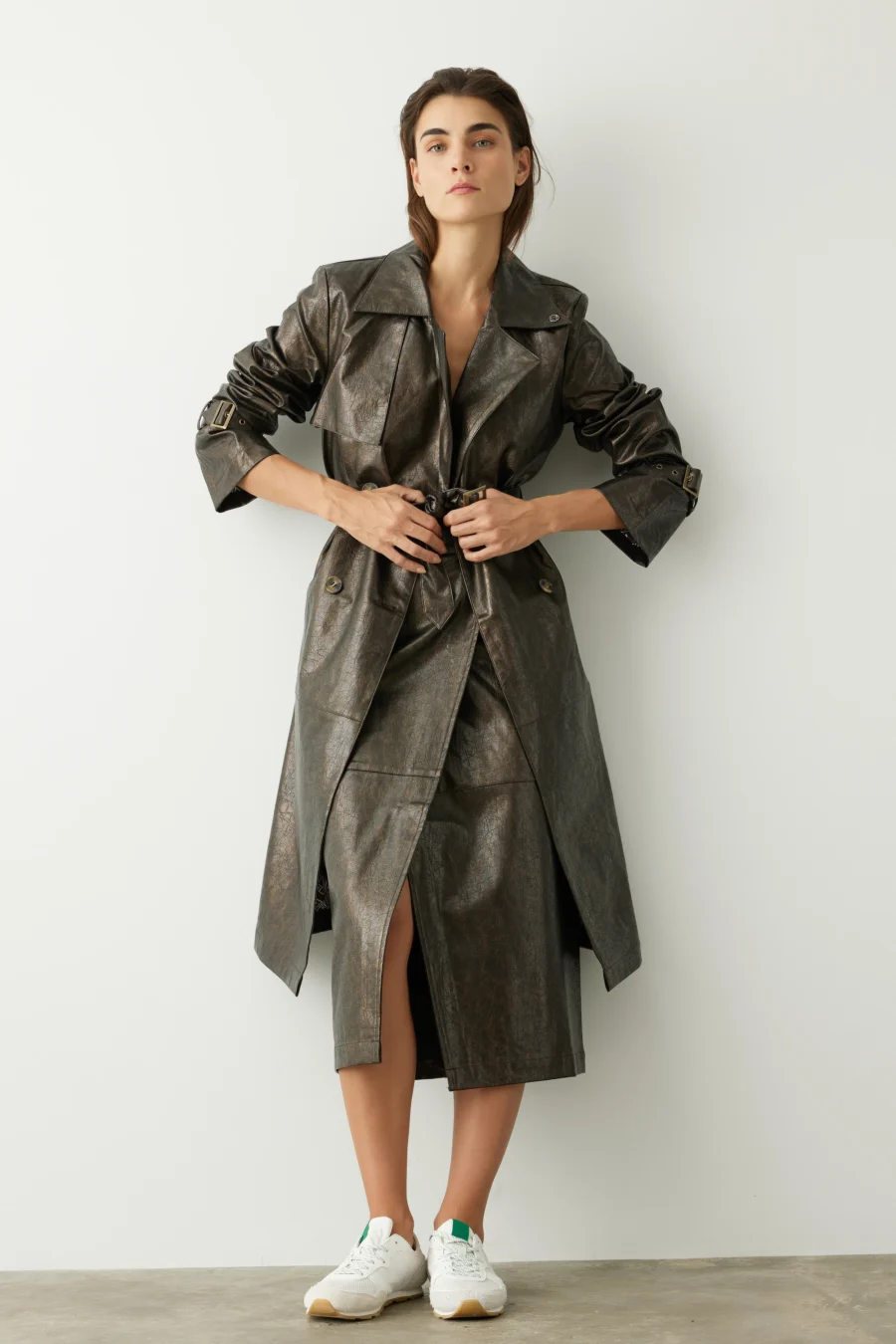 GABARDINA EFECTO PIEL/VINILO