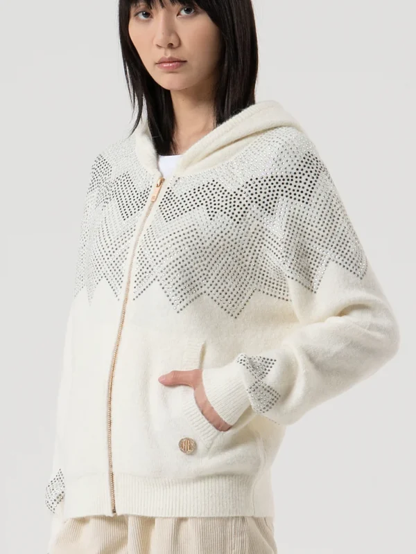Chaqueta regular fit con strasses aplicados