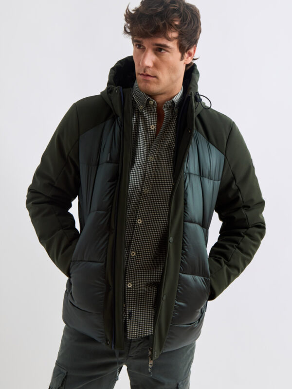 Chaqueta Técnica Ultraligera